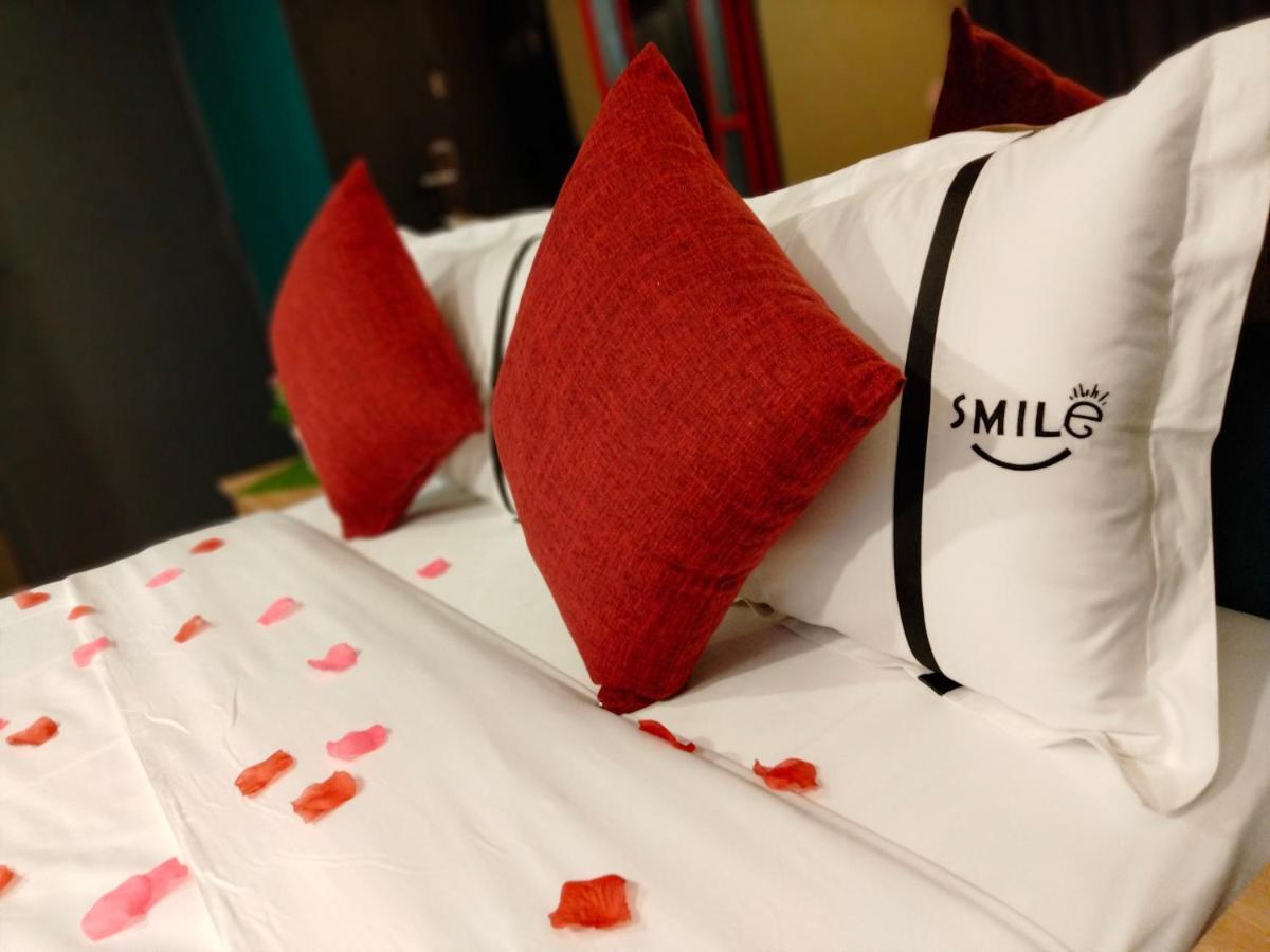 Smile Hotel C180 Cheras Selatan Dış mekan fotoğraf