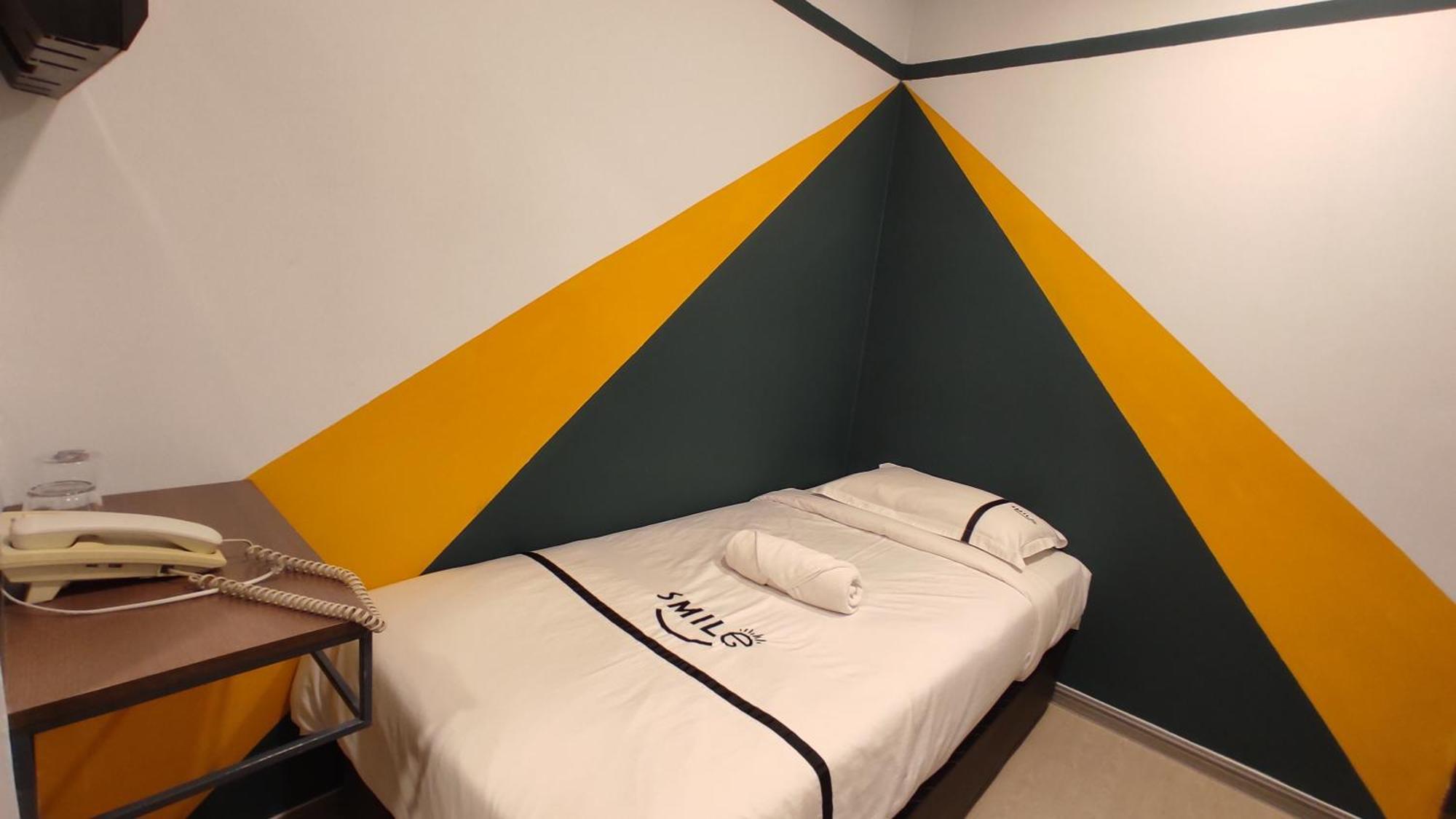 Smile Hotel C180 Cheras Selatan Dış mekan fotoğraf